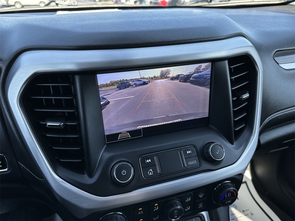 2020 Gmc Acadia SLT photo 17