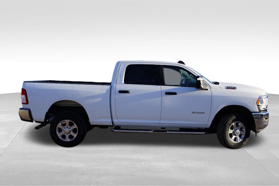 2024 Ram 2500 Big Horn photo 3