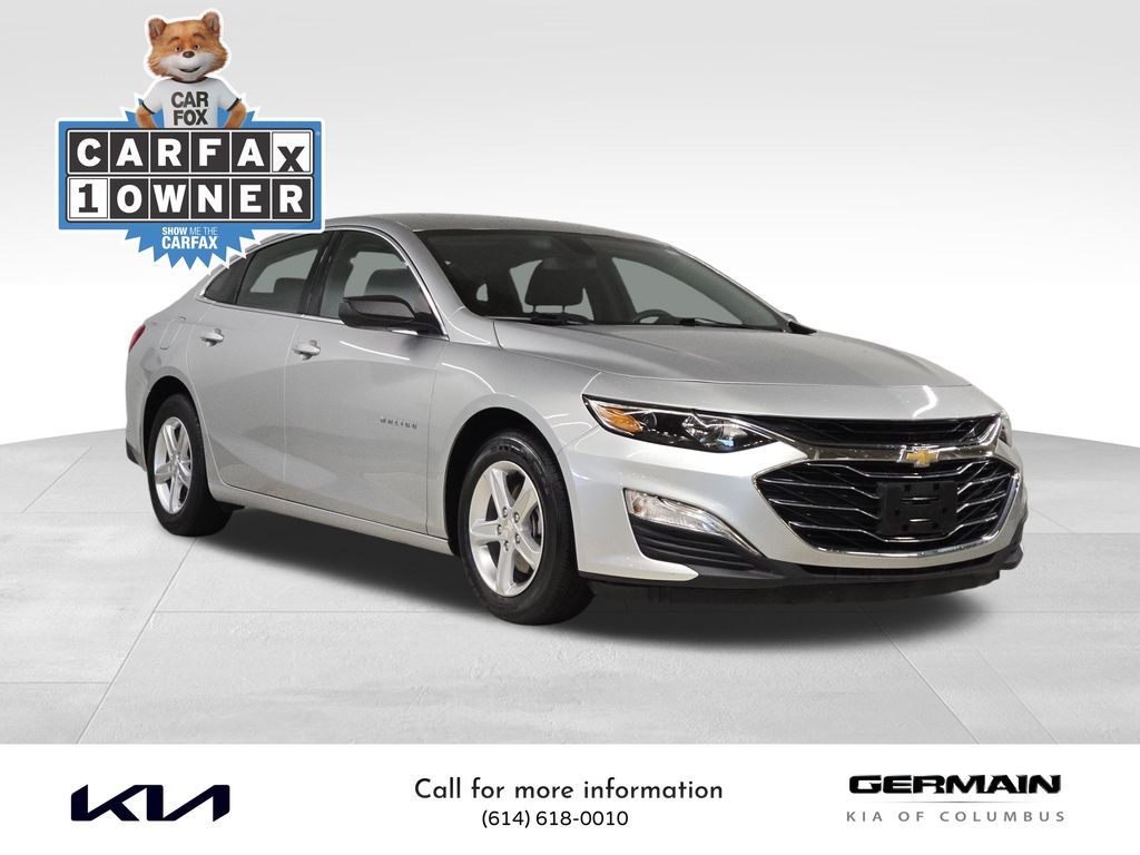 2020 Chevrolet Malibu LS photo 3