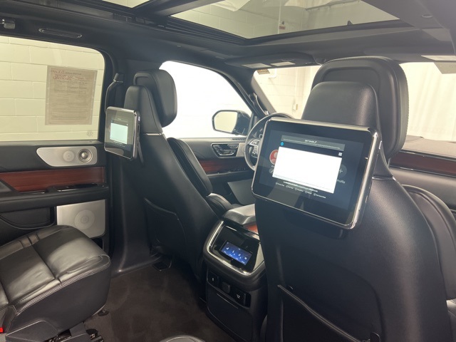 2023 Lincoln Navigator L Reserve photo 25