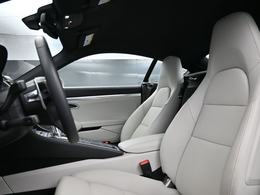 2025 Porsche Cayman GTS 4.0 photo 4