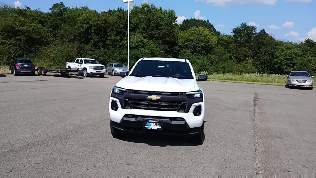 2026 Chevrolet Colorado LT photo 3