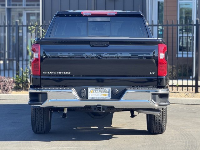 2026 Chevrolet Silverado 1500 Trail Boss LT photo 2