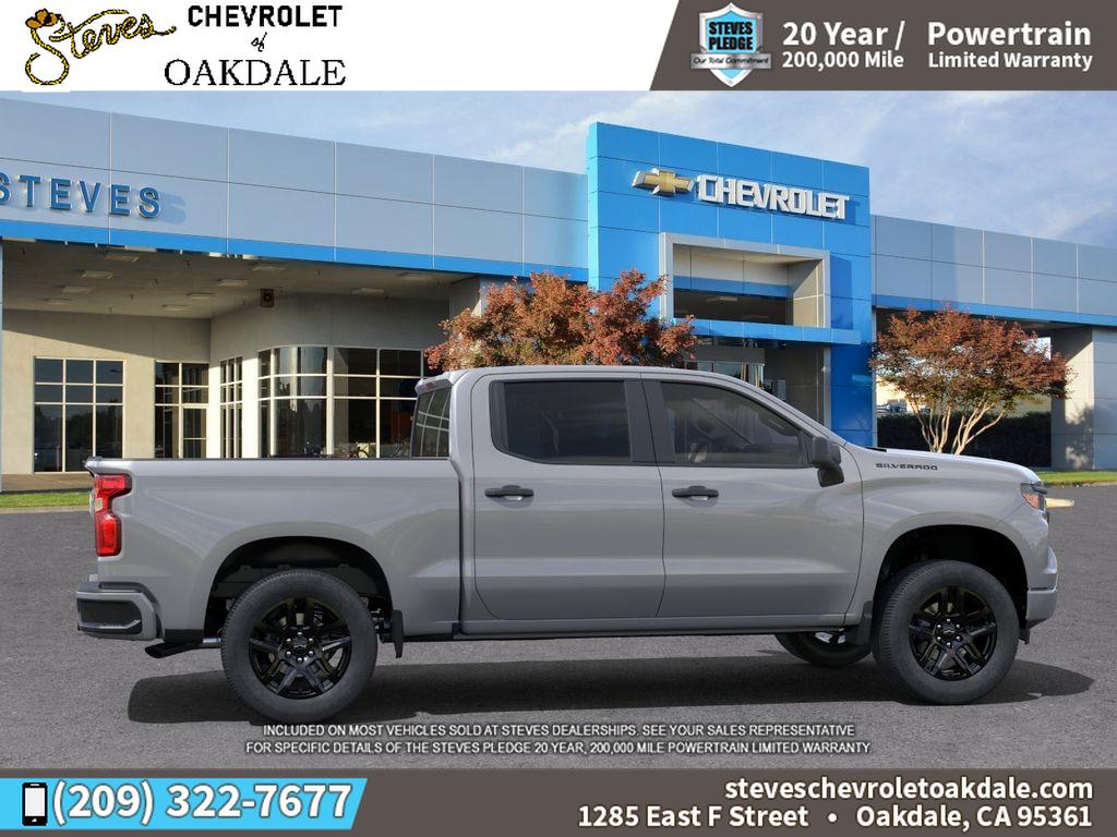 2024 Chevrolet Silverado 1500 Custom photo 3