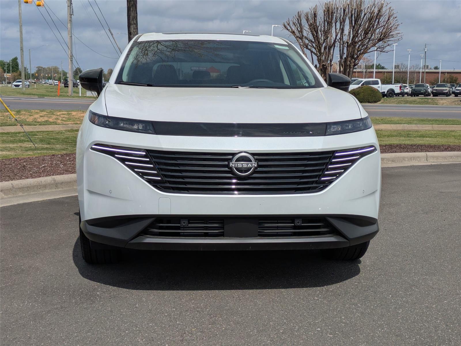 2025 Nissan Murano SL photo 2