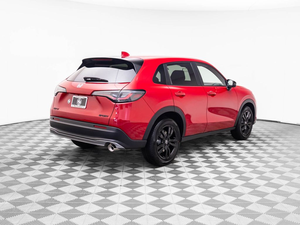 2026 Honda HR-V Sport photo 2