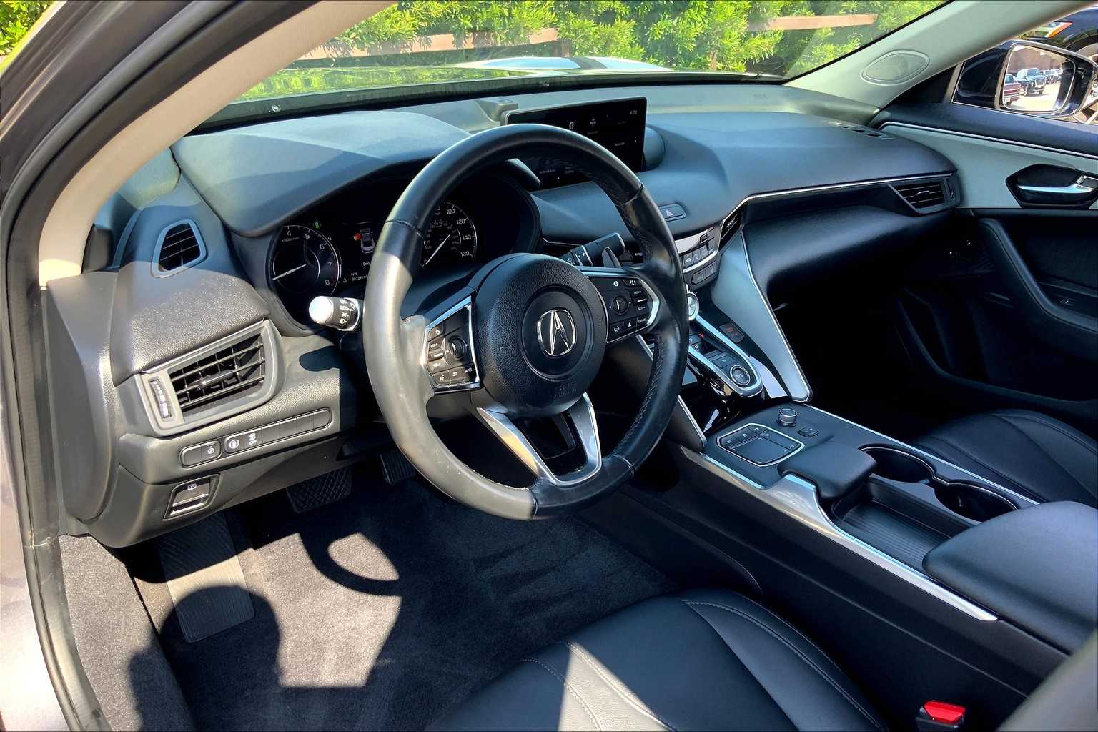 2023 Acura TLX photo 17