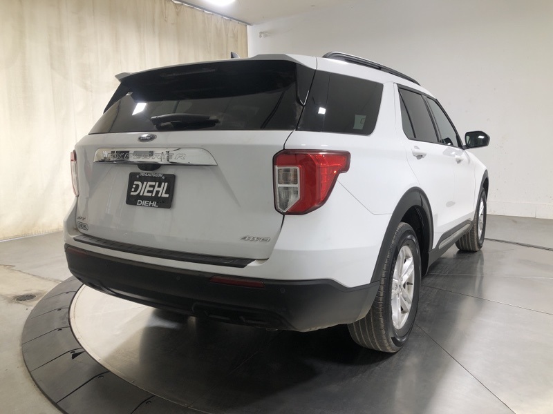 2021 Ford Explorer XLT Sport photo 5