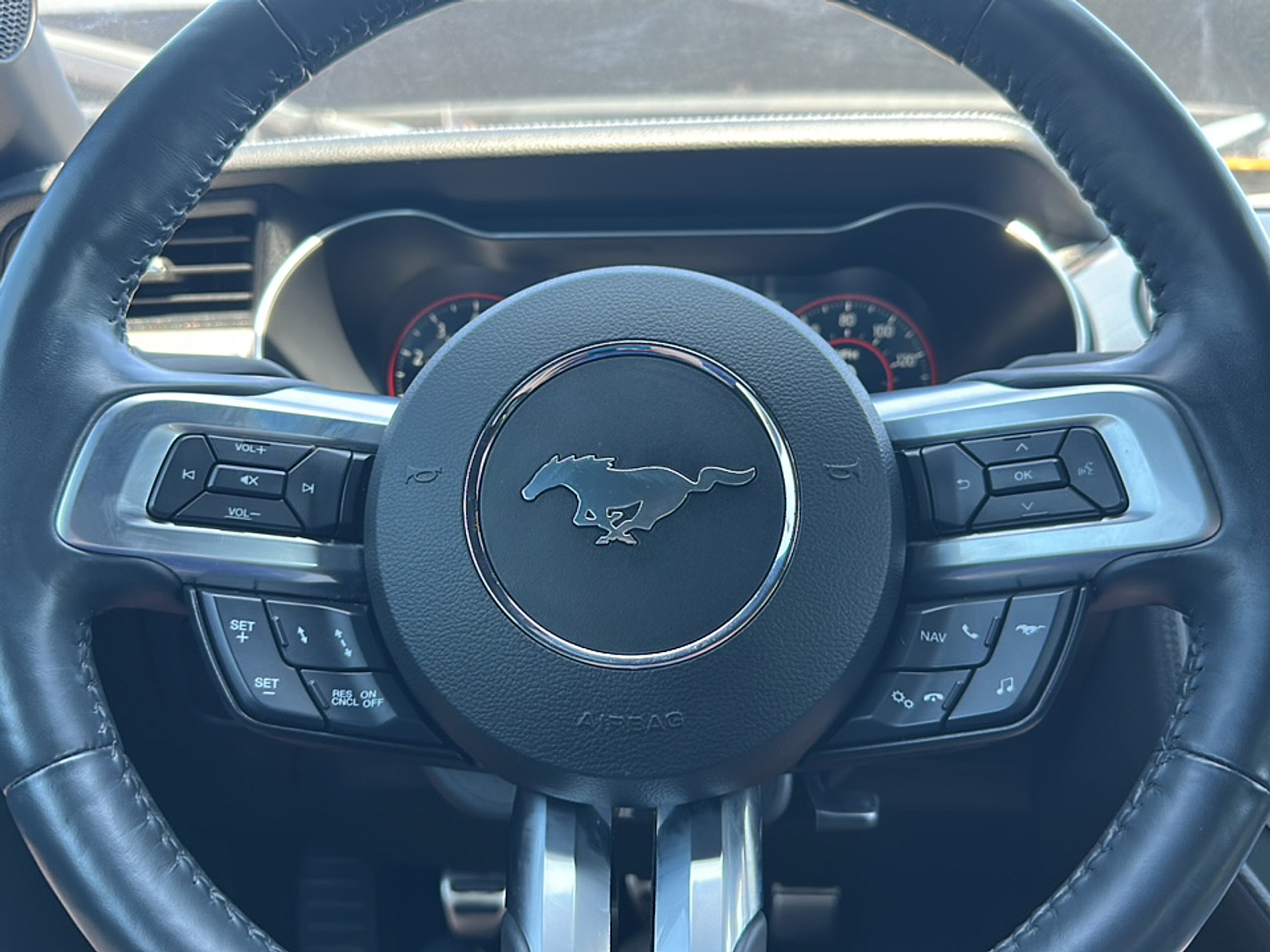 2023 Ford Mustang GT Premium photo 4