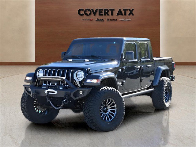 2022 Jeep Gladiator Overland's photo