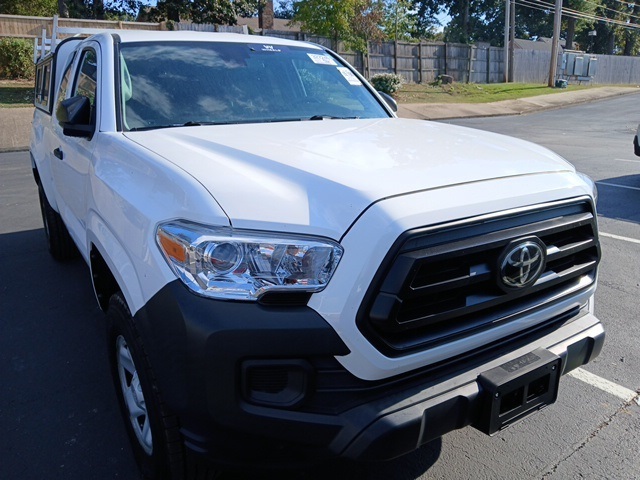 2022 Toyota Tacoma SR Access Cab photo 2