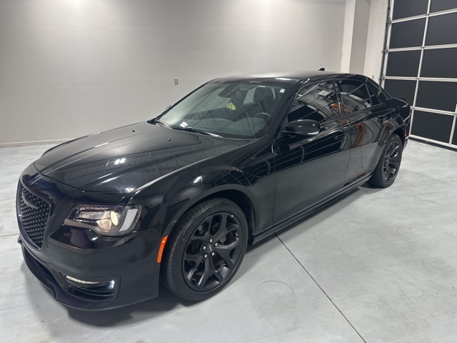 2022 Chrysler 300 Touring L photo 14
