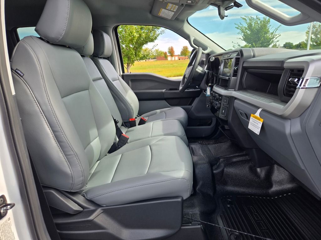 2026 Ford F-250 photo 5