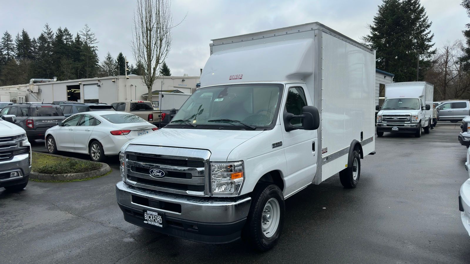 2026 Ford E-Series Base's photo