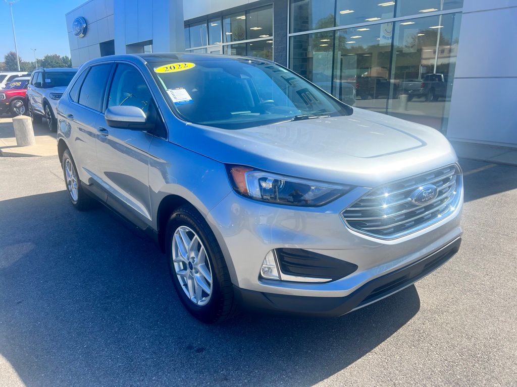 2022 Ford Edge SEL photo 39