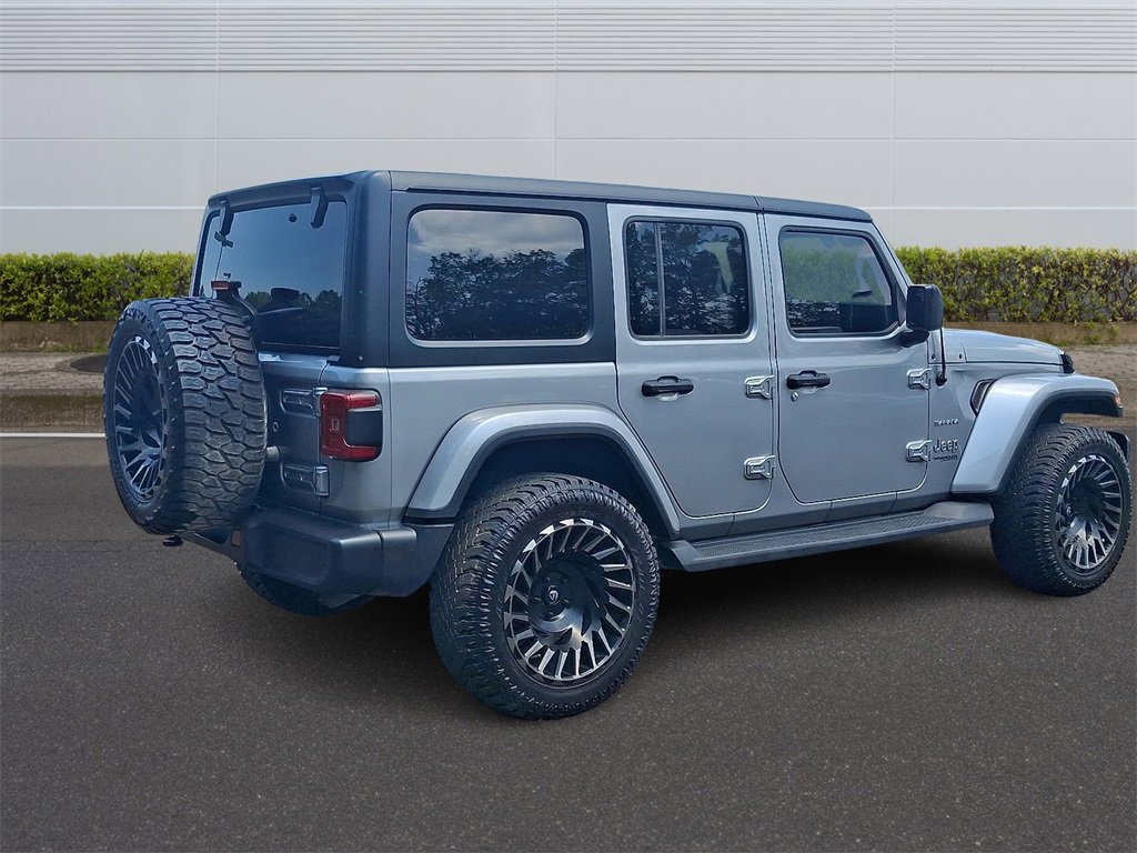 2021 Jeep Wrangler Unlimited Sahara photo 6