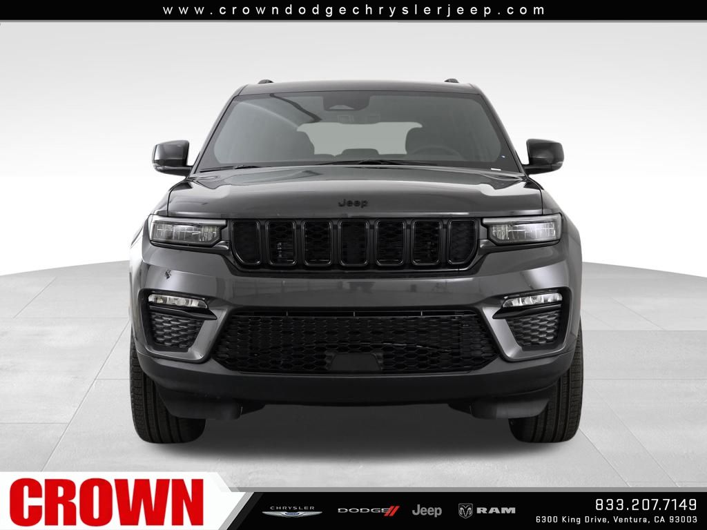2025 Jeep Grand Cherokee Limited photo 2