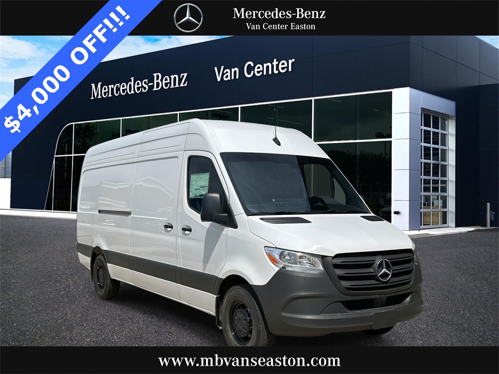 2025 Mercedes-Benz Sprinter Cargo Van Base's photo