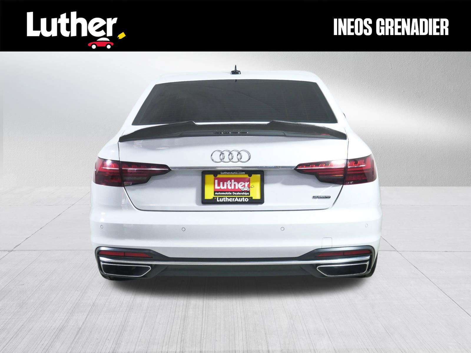 2022 Audi A4 S line Quattro Premium Plus photo 6