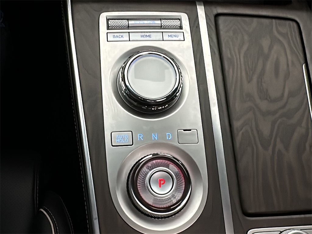 2023 Genesis GV80 2.5T Prestige photo 23