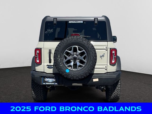 2025 Ford Bronco Badlands photo 4