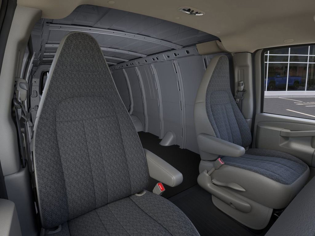 2025 Chevrolet Express Cargo 3500 photo 12
