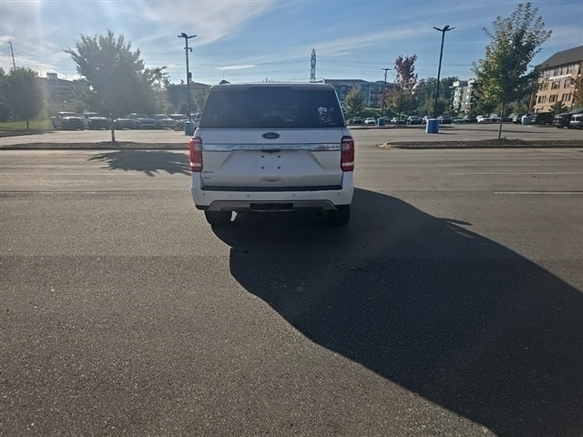 2019 Ford Expedition MAX XLT photo 6