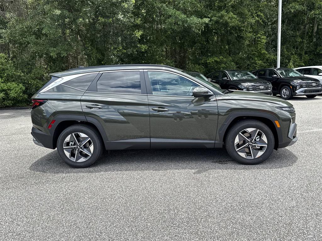 2025 Hyundai Tucson SEL photo 2