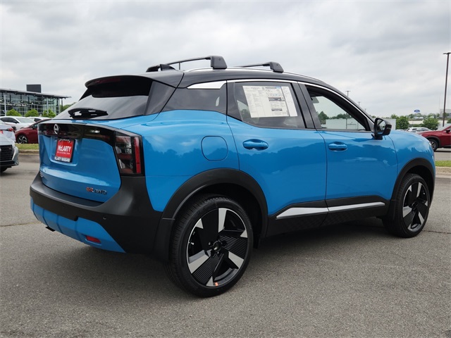 2025 Nissan Kicks SR photo 3