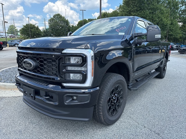 2025 Ford F-350 photo 5