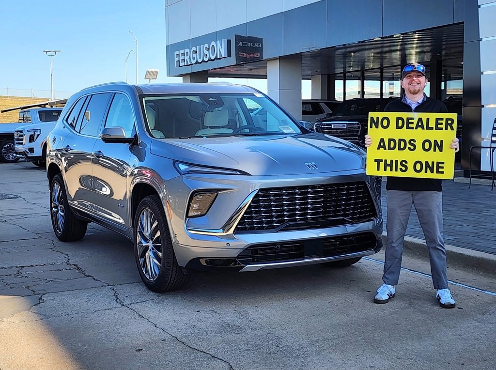 2026 Buick Enclave Avenir's photo