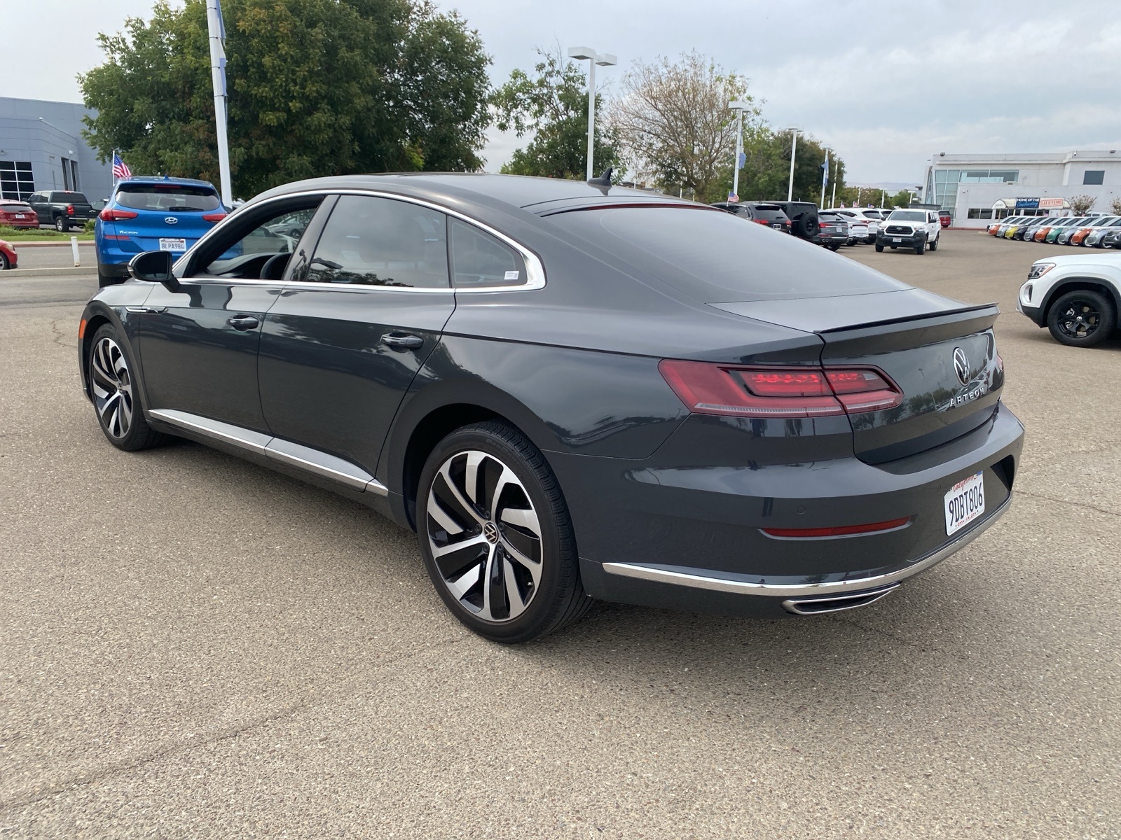 2021 Volkswagen Arteon SEL R-Line photo 5