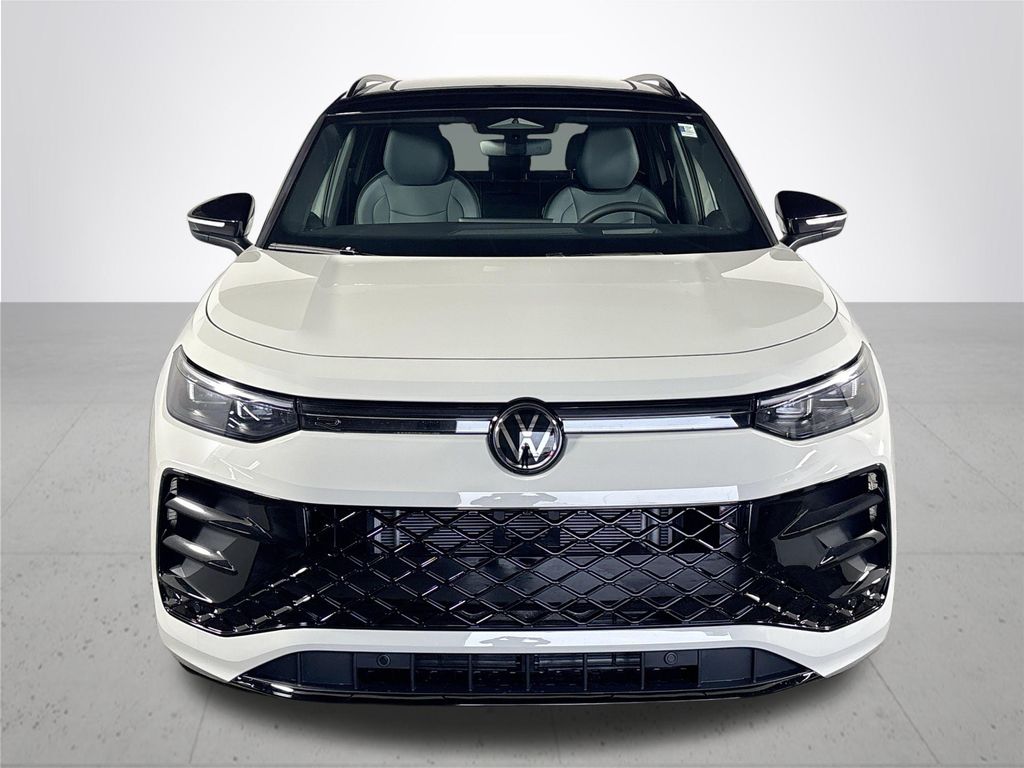 2025 Volkswagen Tiguan SE R-Line Black photo 3