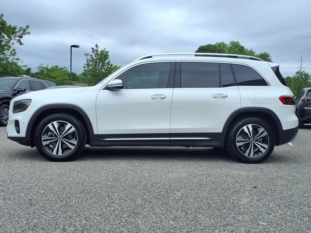 2025 Mercedes Benz GLB 250 photo 4