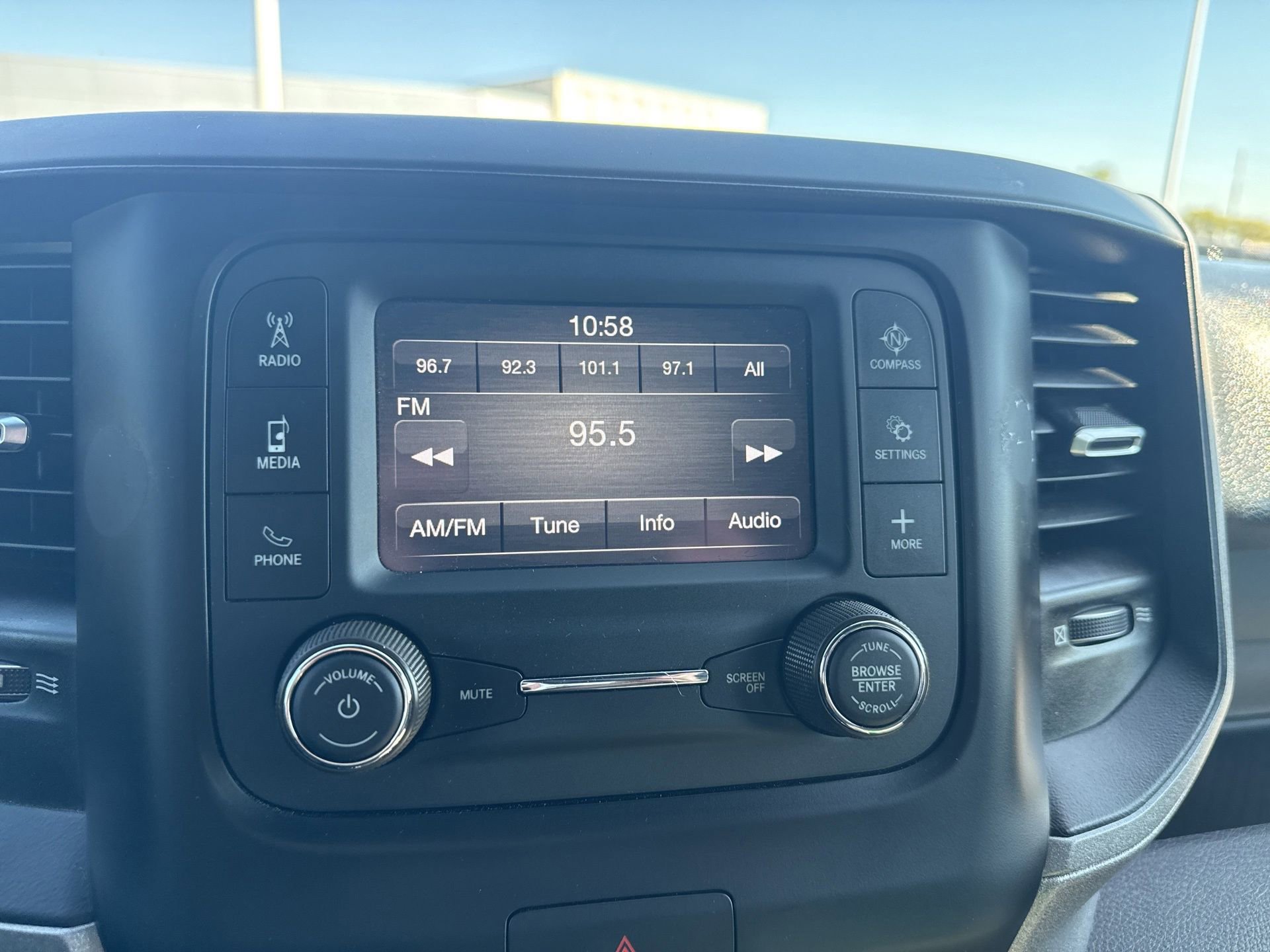 2024 Ram 2500 Tradesman photo 14