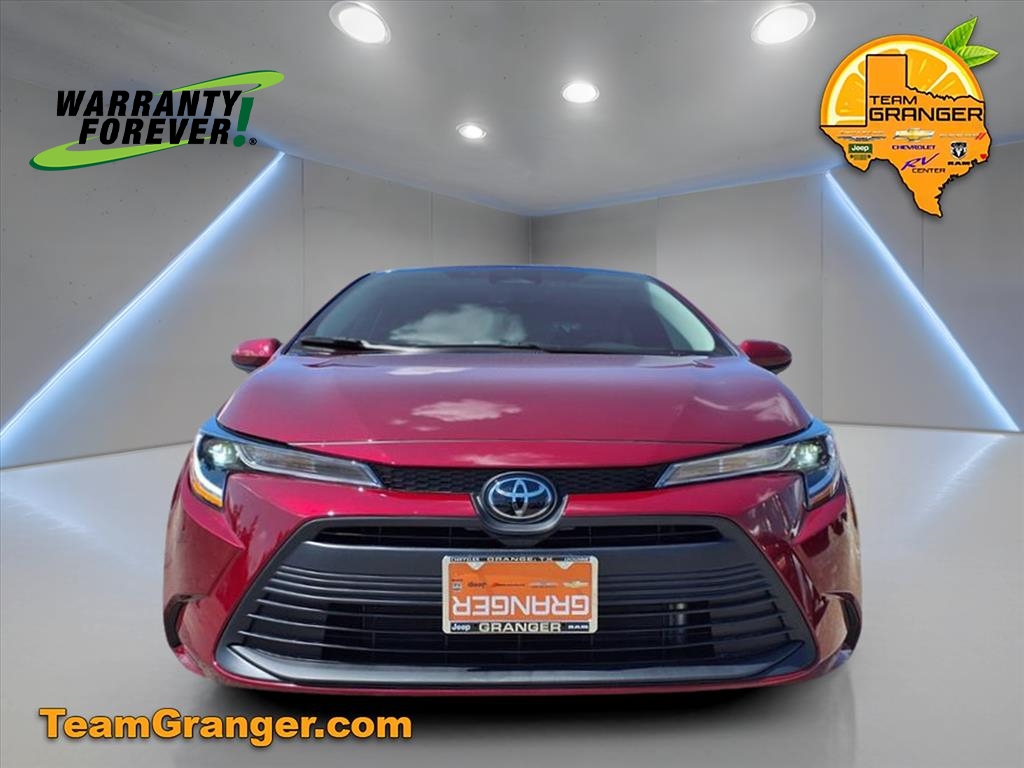 2025 Toyota Corolla LE photo 7