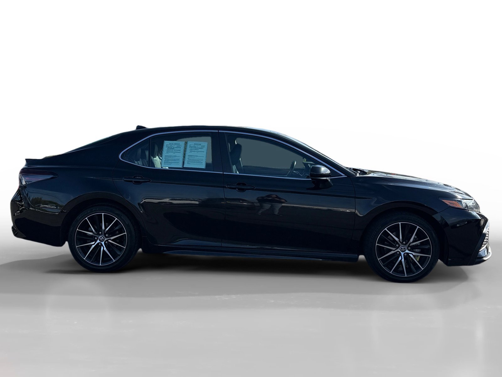 2021 Toyota Camry SE photo 6