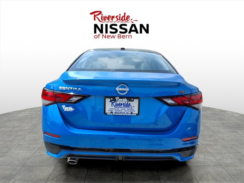 2025 Nissan Sentra SR photo 2