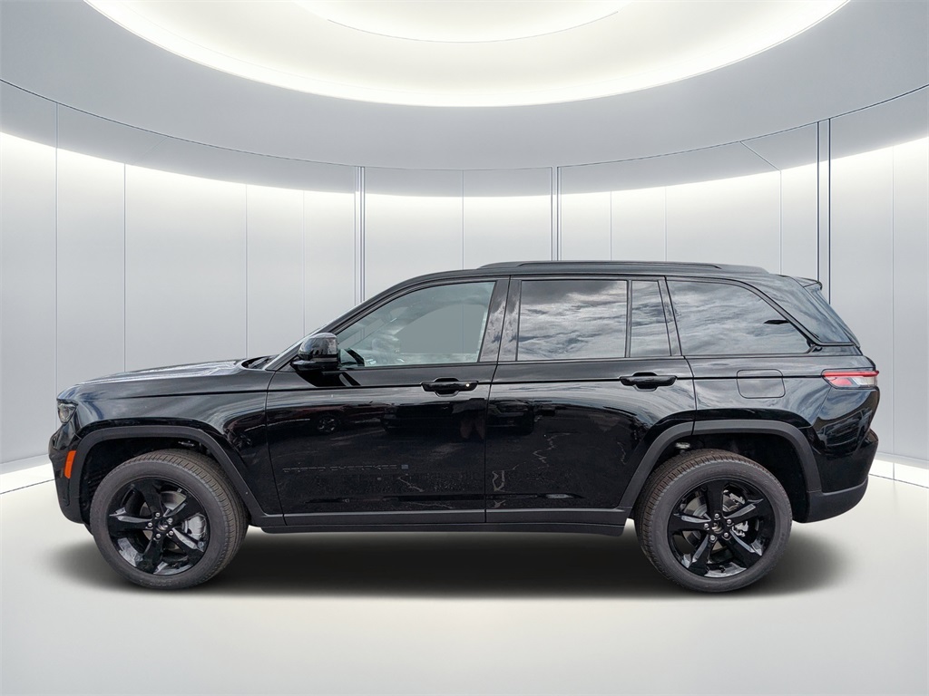 2025 Jeep Grand Cherokee Limited photo 4