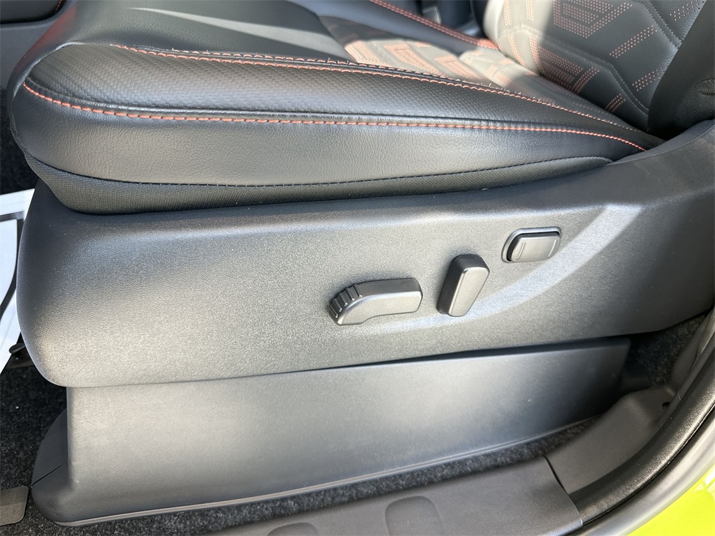 2026 Nissan Frontier PRO-4X photo 3