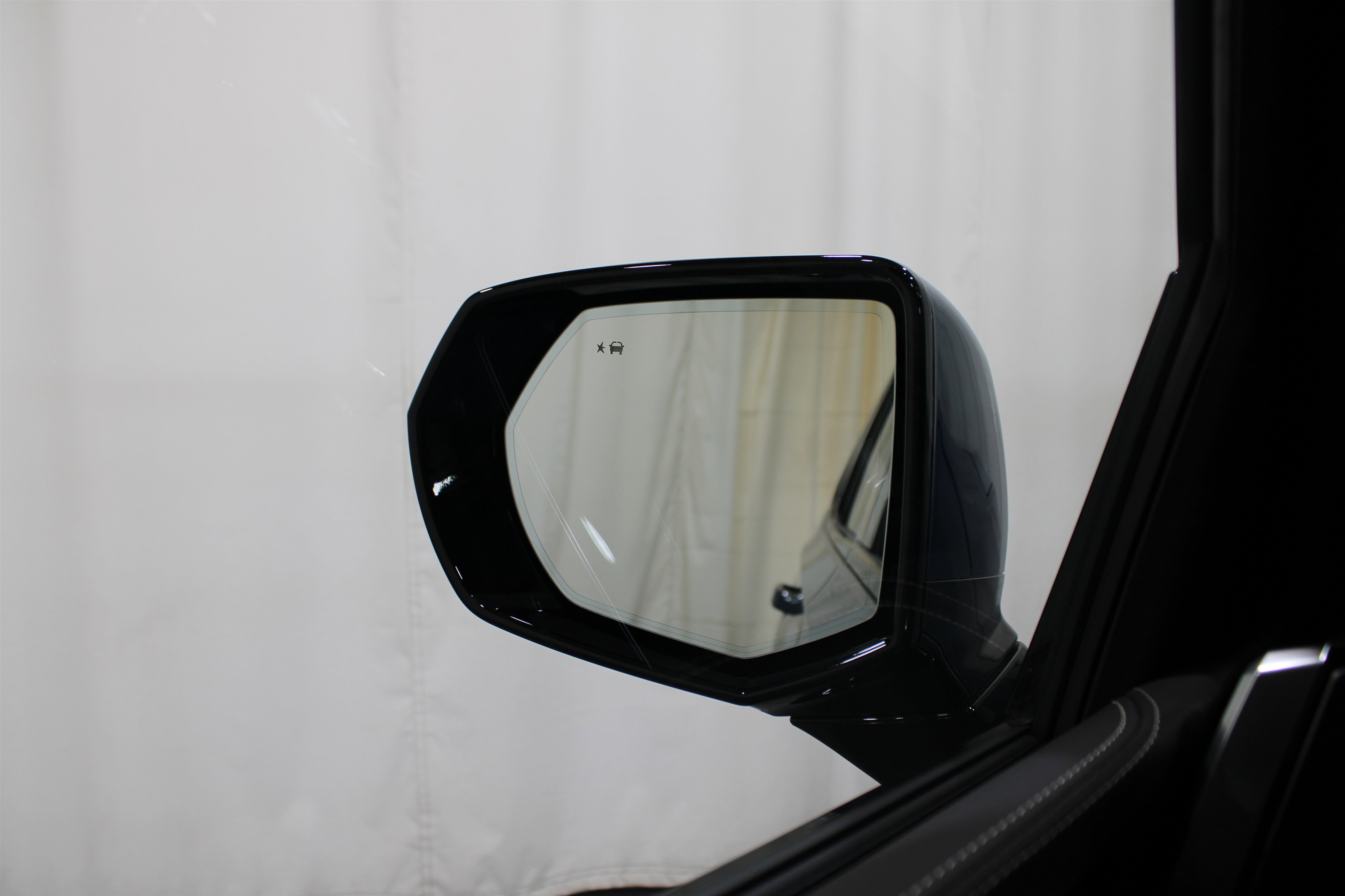 2026 Cadillac Escalade Sport photo 4