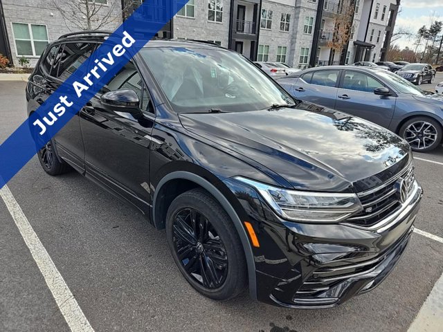 2022 Volkswagen Tiguan SE R-LINE BLACK