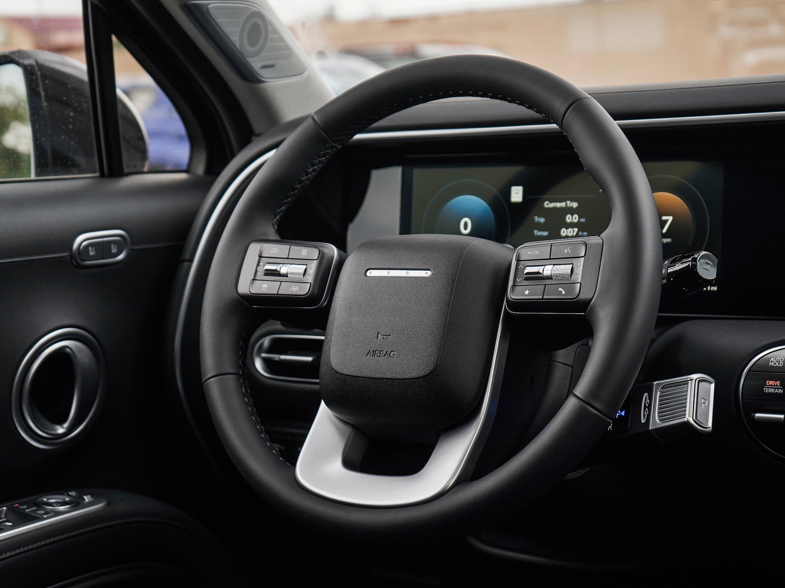 2026 Hyundai Palisade Limited photo 12