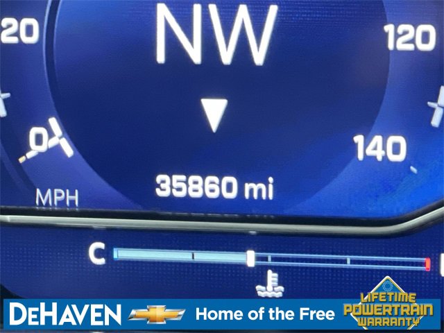 2025 Chevrolet Silverado 2500HD LT photo 3