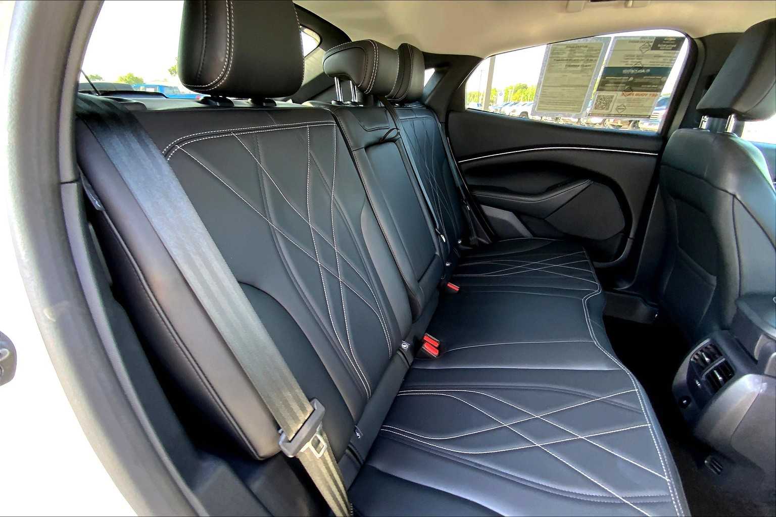 2024 Ford Mustang Mach-E Select photo 16