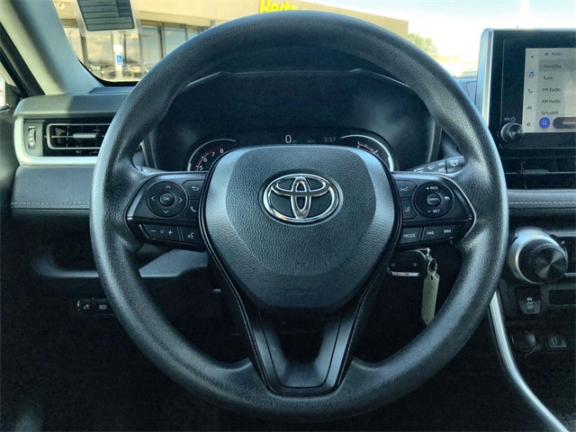 2024 Toyota RAV4 LE photo 7