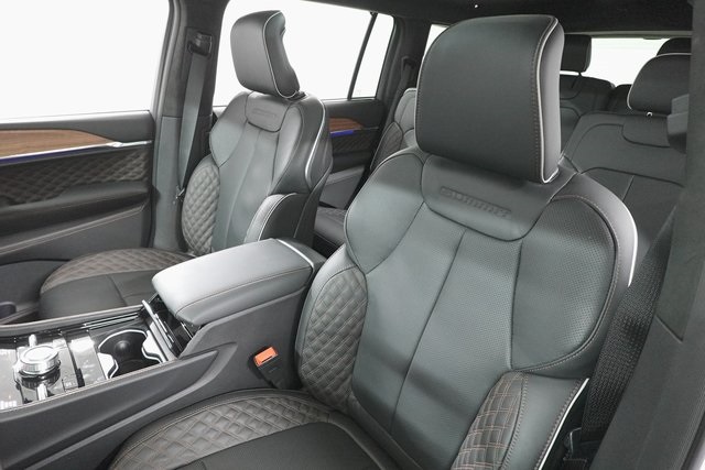 2025 Jeep Grand Cherokee L Summit Reserve photo 13