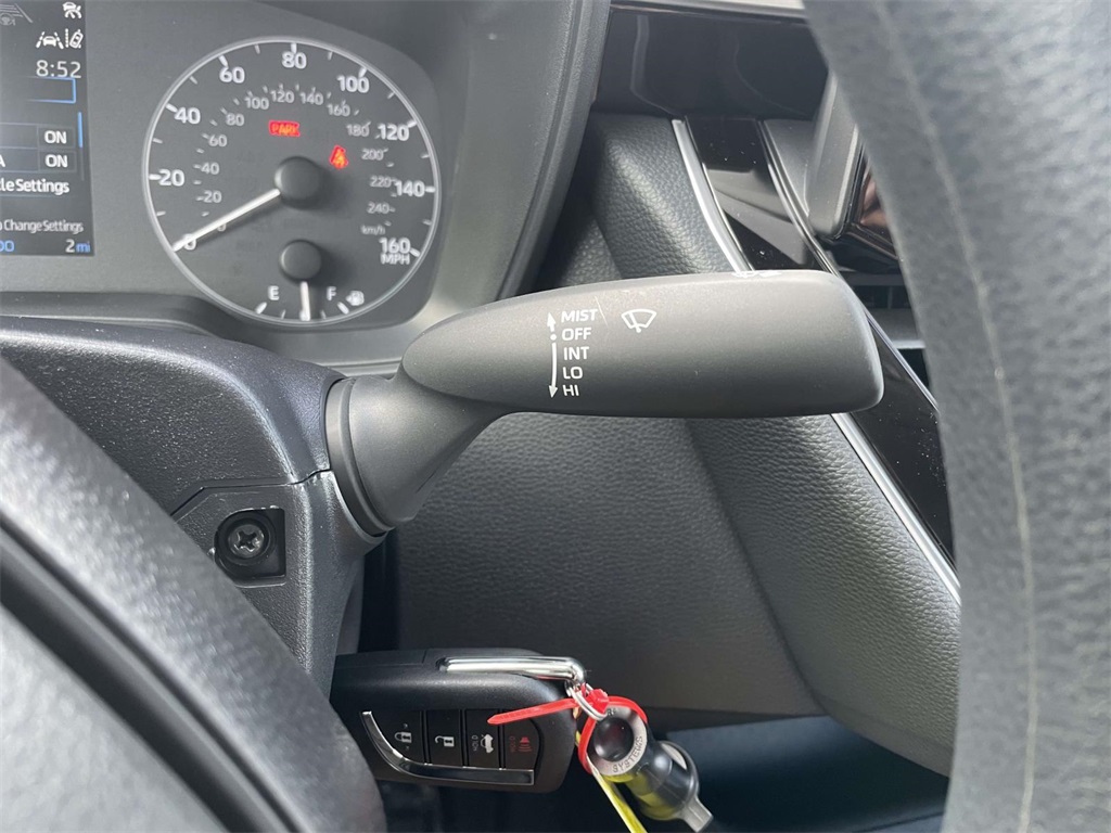 2025 Toyota Corolla LE photo 24