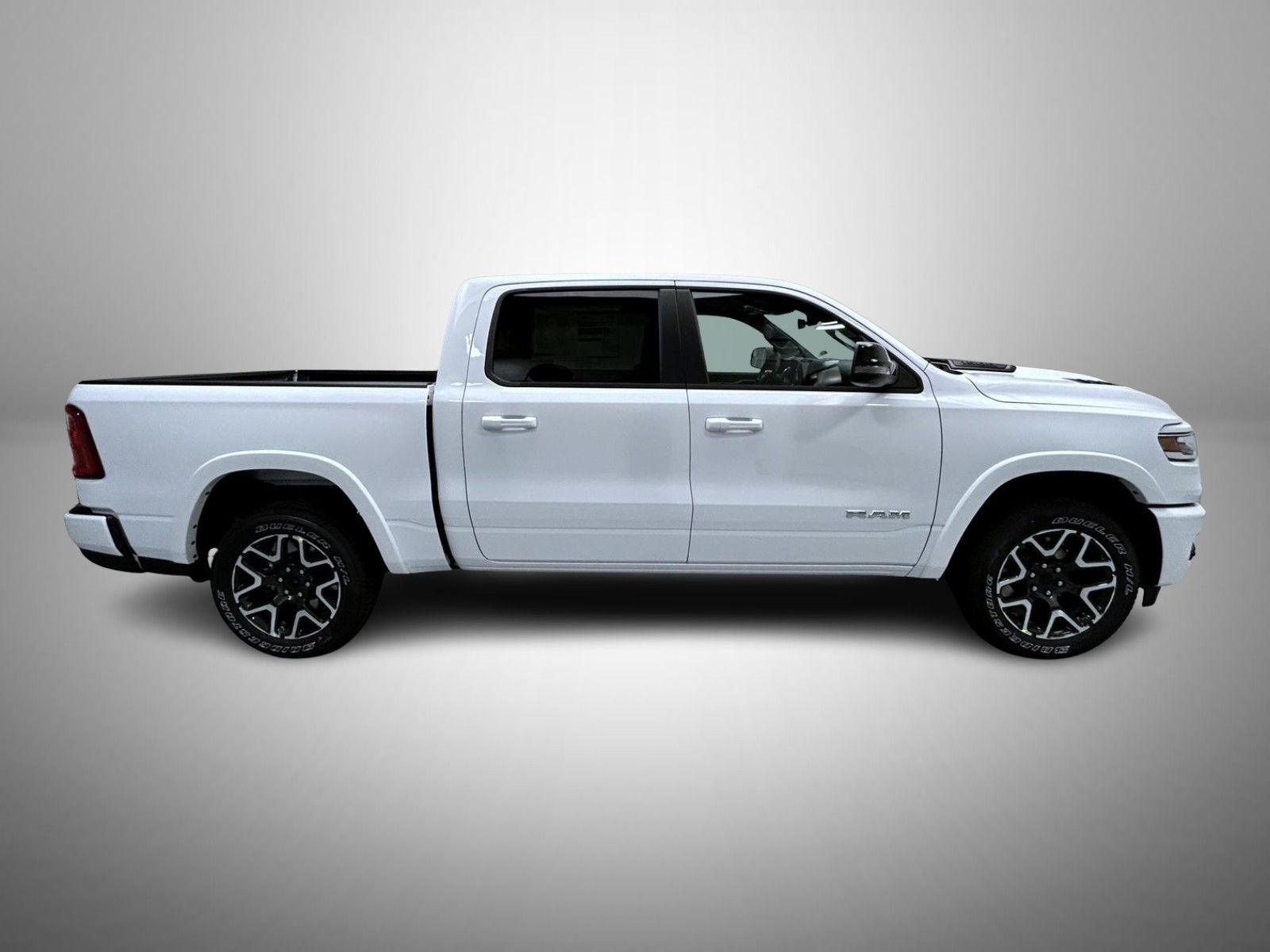 2026 Ram 1500 Laramie photo 4