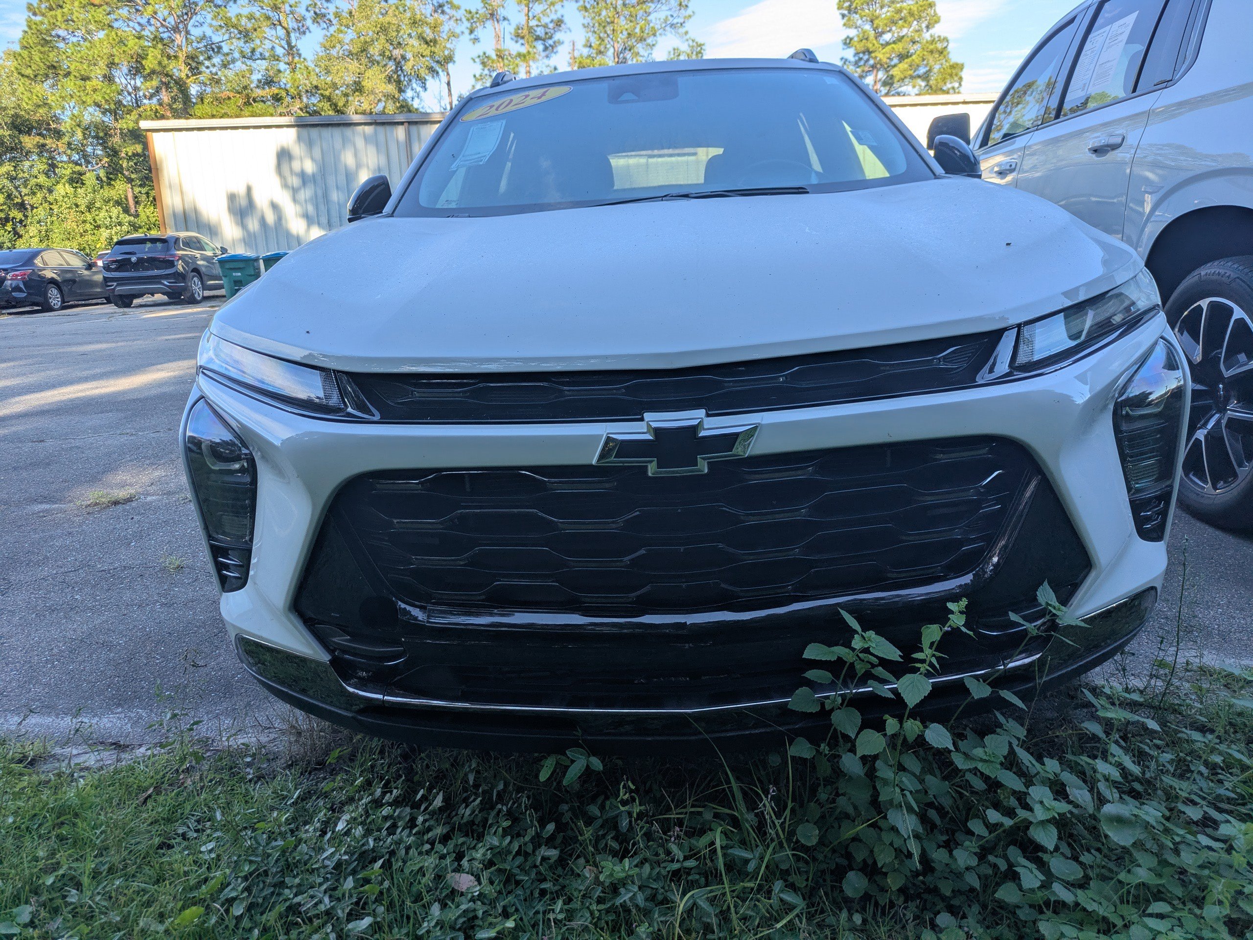 2024 Chevrolet Trax ACTIV photo 2
